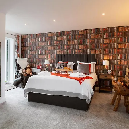 Holiday home Bear Truro